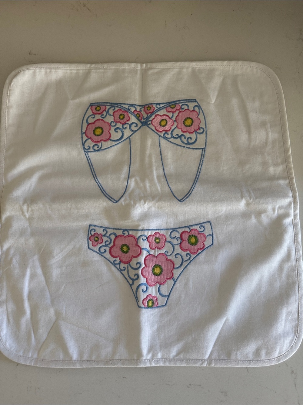 Intimates travel bag - White with Pink Flowers NWOT